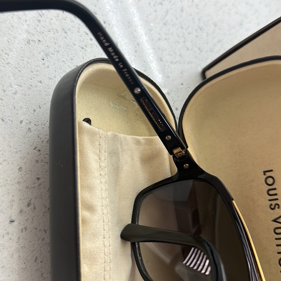 authentic Louis Vuitton, millionaire sunglasses. these are Unisex - Picture 4 of 5